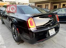 كرايسلر 300